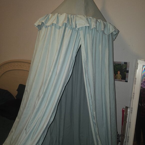 Teal Bed Canopy - Picture 1 of 7